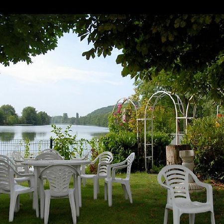 Logis Le Manoir De L'Onde Hotell Sens Eksteriør bilde