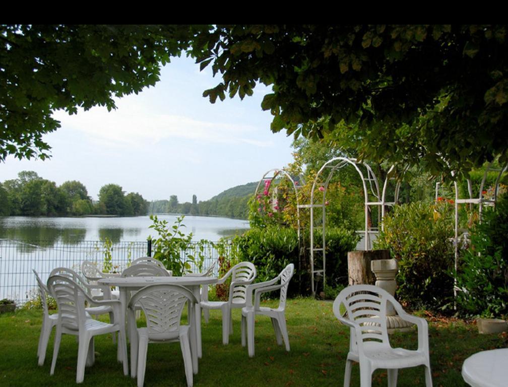 Logis Le Manoir De L'Onde Hotell Sens Eksteriør bilde